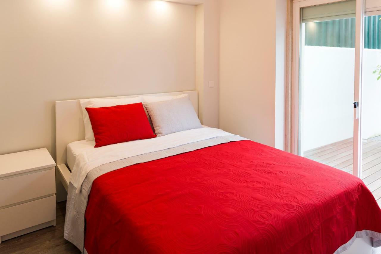 Ideal 3 * Lisbon